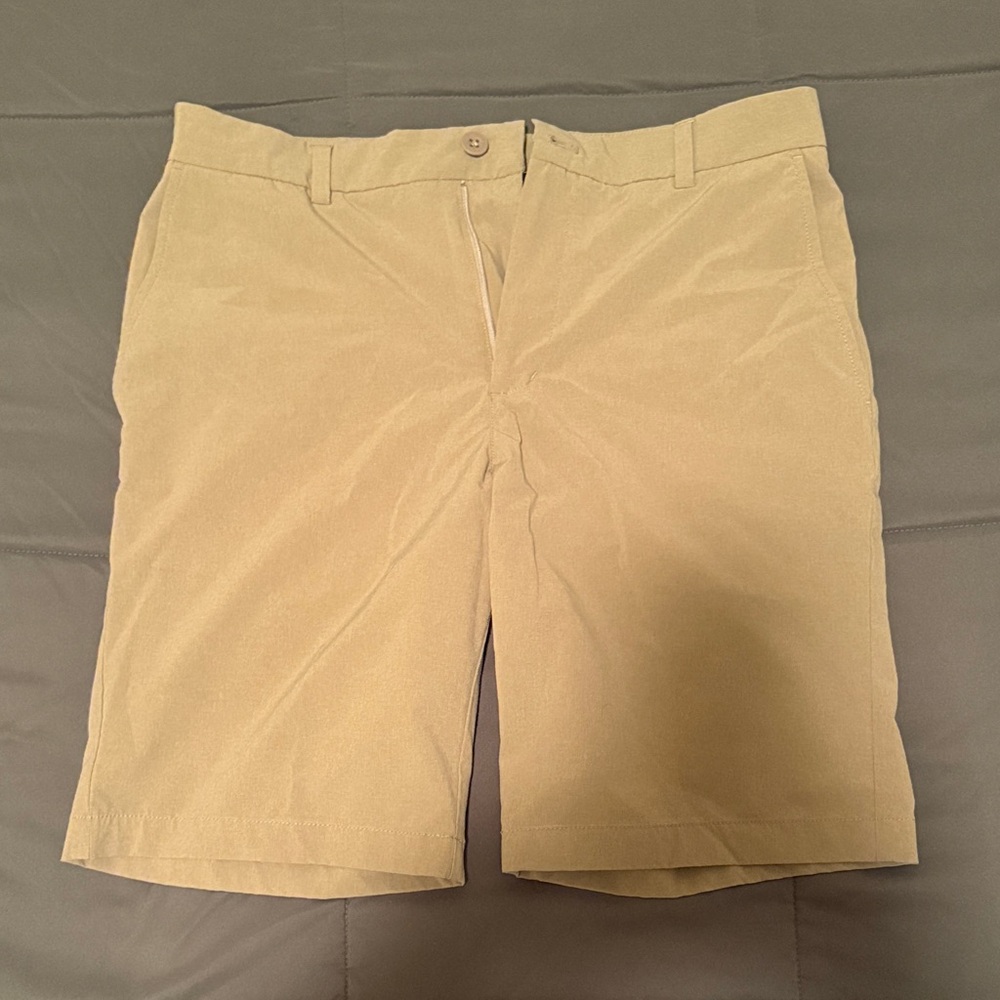 Vineyard Vines Men's Tan Flat-Front Shorts